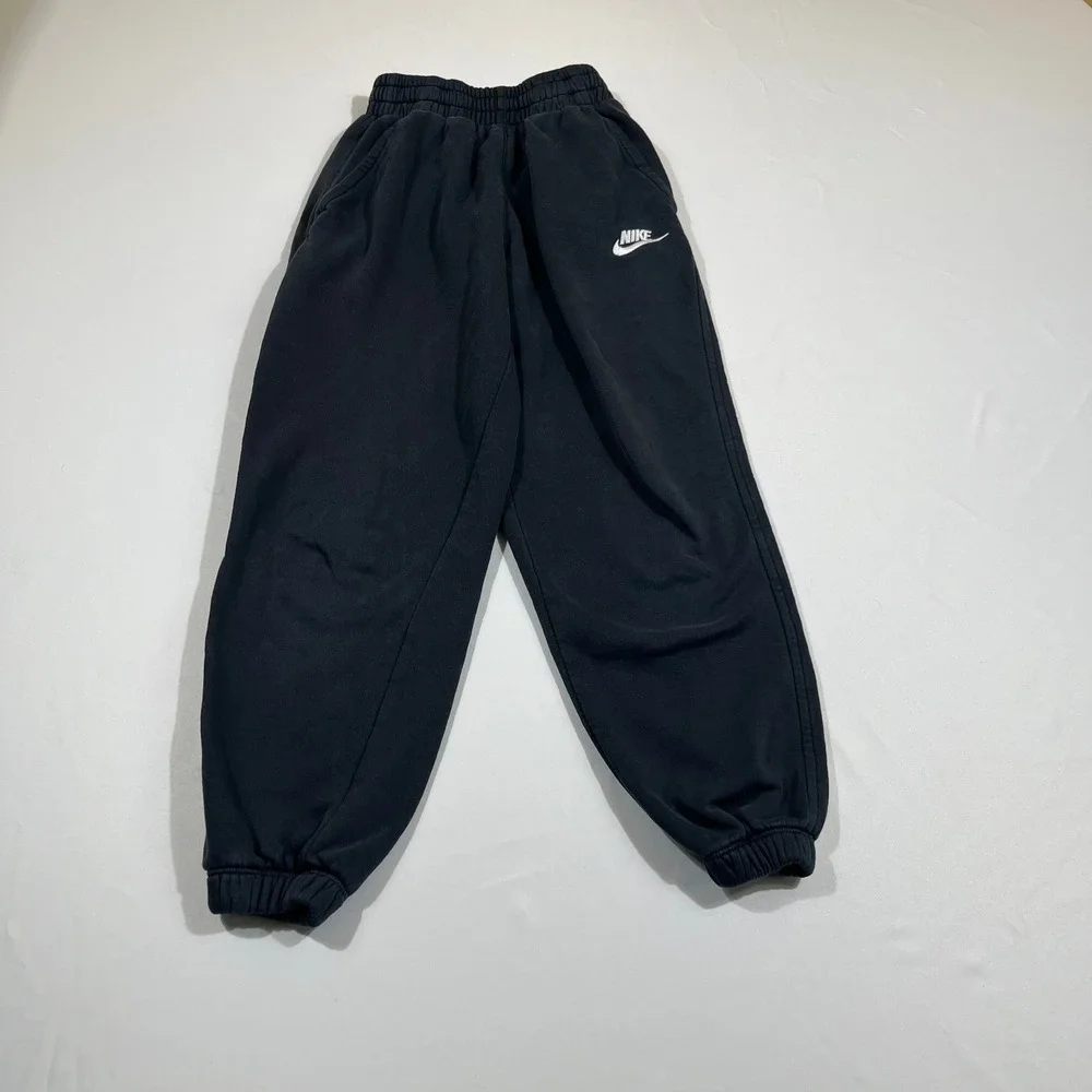 Nike Joggers Kids XS Black Fleece Sweatpants Elastic Waist Pockets Sportswear